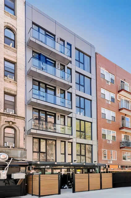 32 Rutgers Street