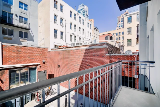 152 Ludlow Street 3