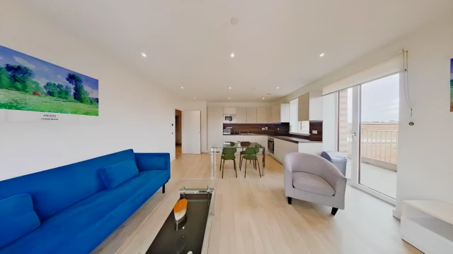 FH-Hendon Waterside 1