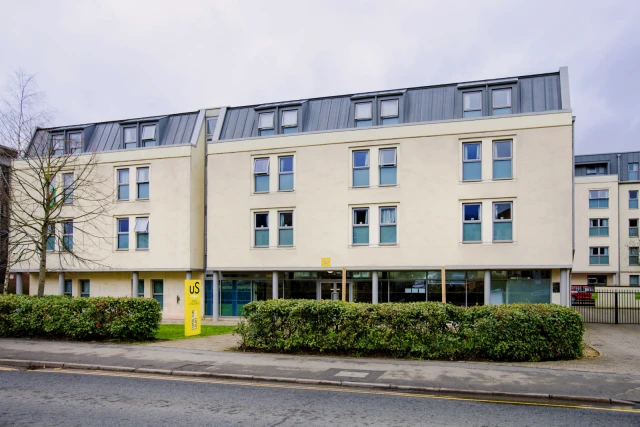 Charlton Court 2