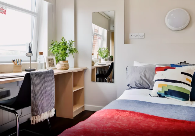 uhomes.com | Student Accommodation, Housing, Flats, Apartments for Rent