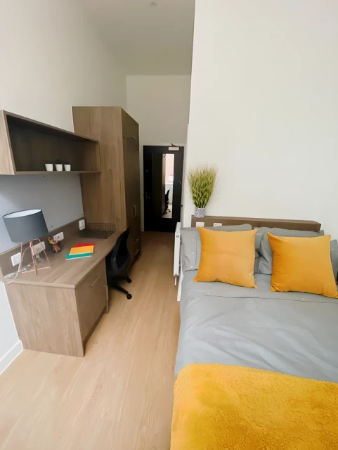 uhomes.com | Student Accommodation, Housing, Flats, Apartments for Rent