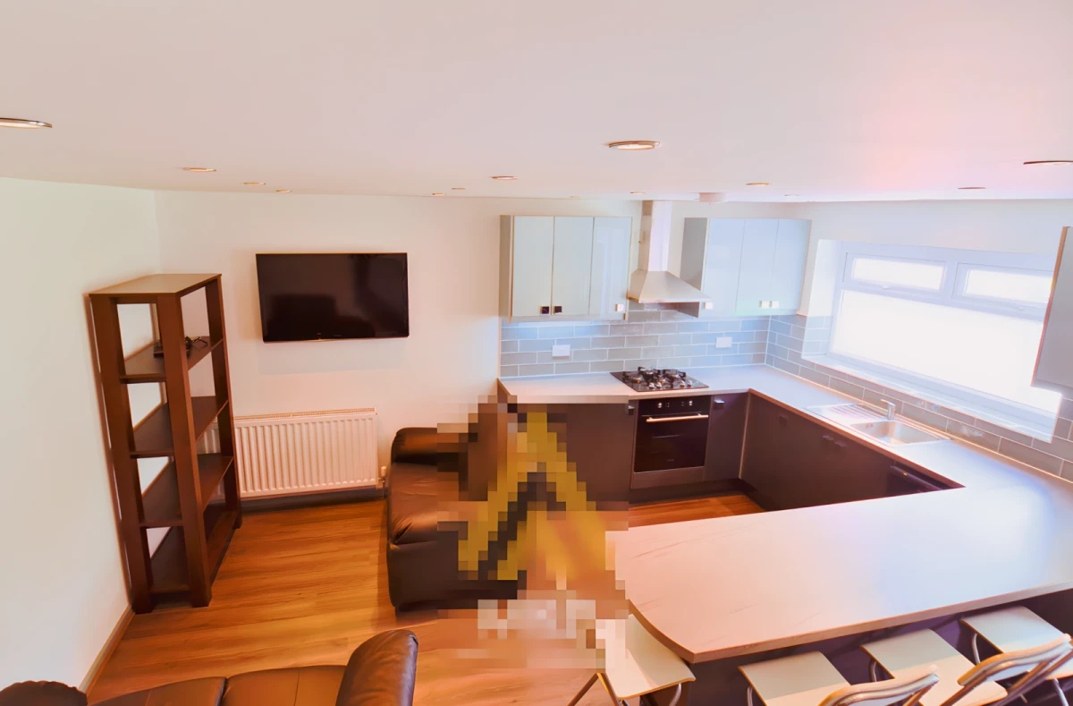 Entire Place·4B2B···12 Fair Green Way, Selly Oak B29 6EW 0