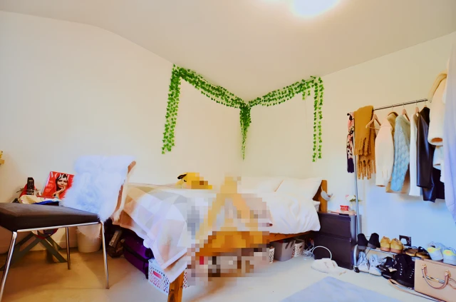 Entire Place·4B1.5B···127 Sellywood Road, Bournville 4