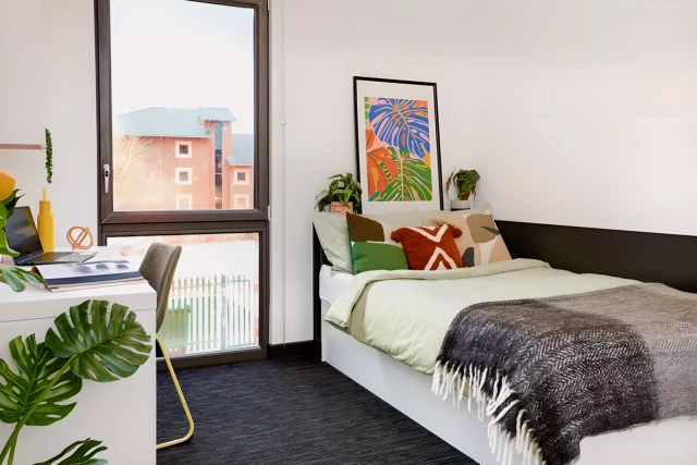 uhomes.com | Student Accommodation, Housing, Flats, Apartments for Rent