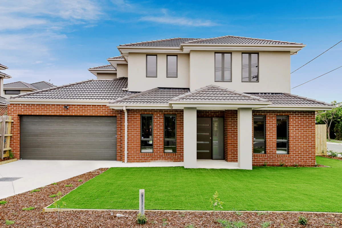 10 & 10A Carlson Avenue 0