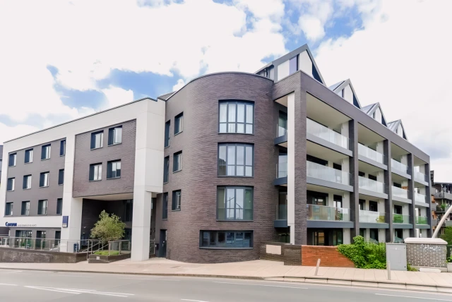 LH-Waterways House 1