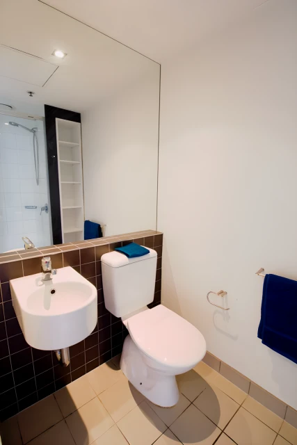 127 Leicester Street 4