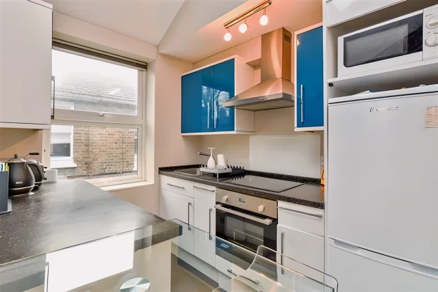 LH-Collingbourne Rd 2