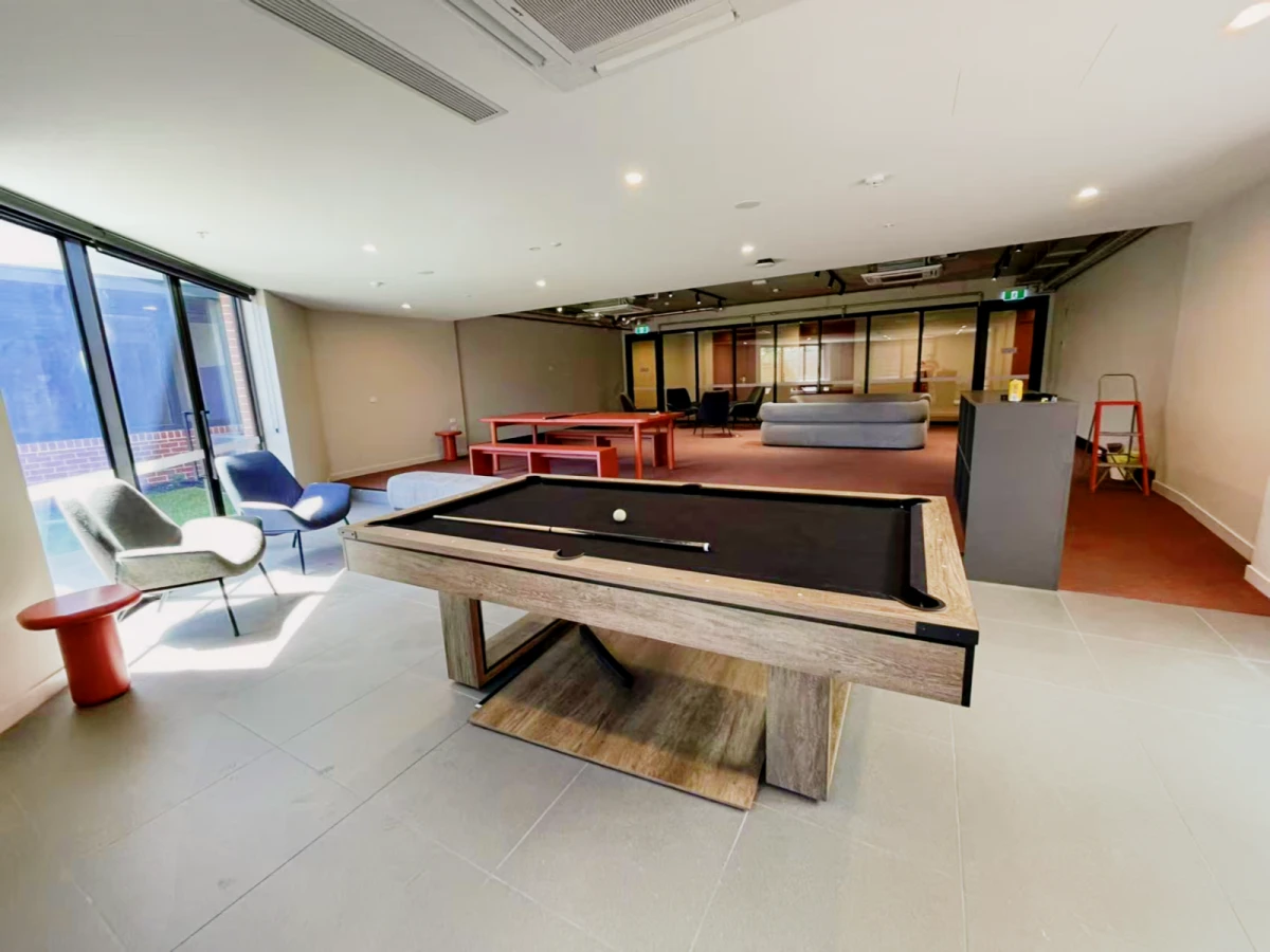 965 Dandenong Road 0