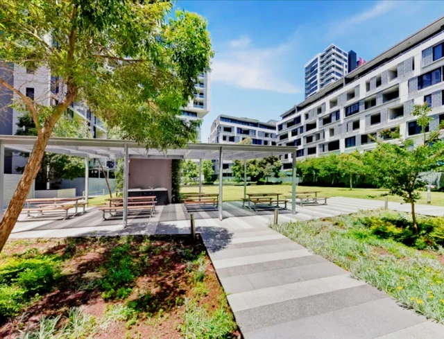 12 Defries Avenue 2