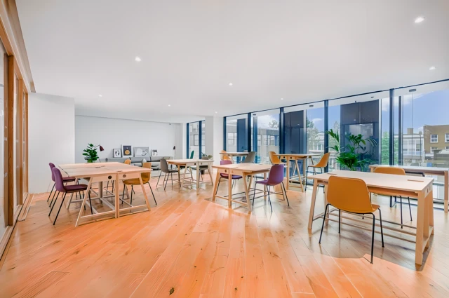 Highgate Hill 12732# 4