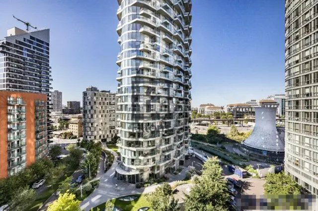 Charrington tower , 11 Biscayne avenue , London , E14 9AY 0