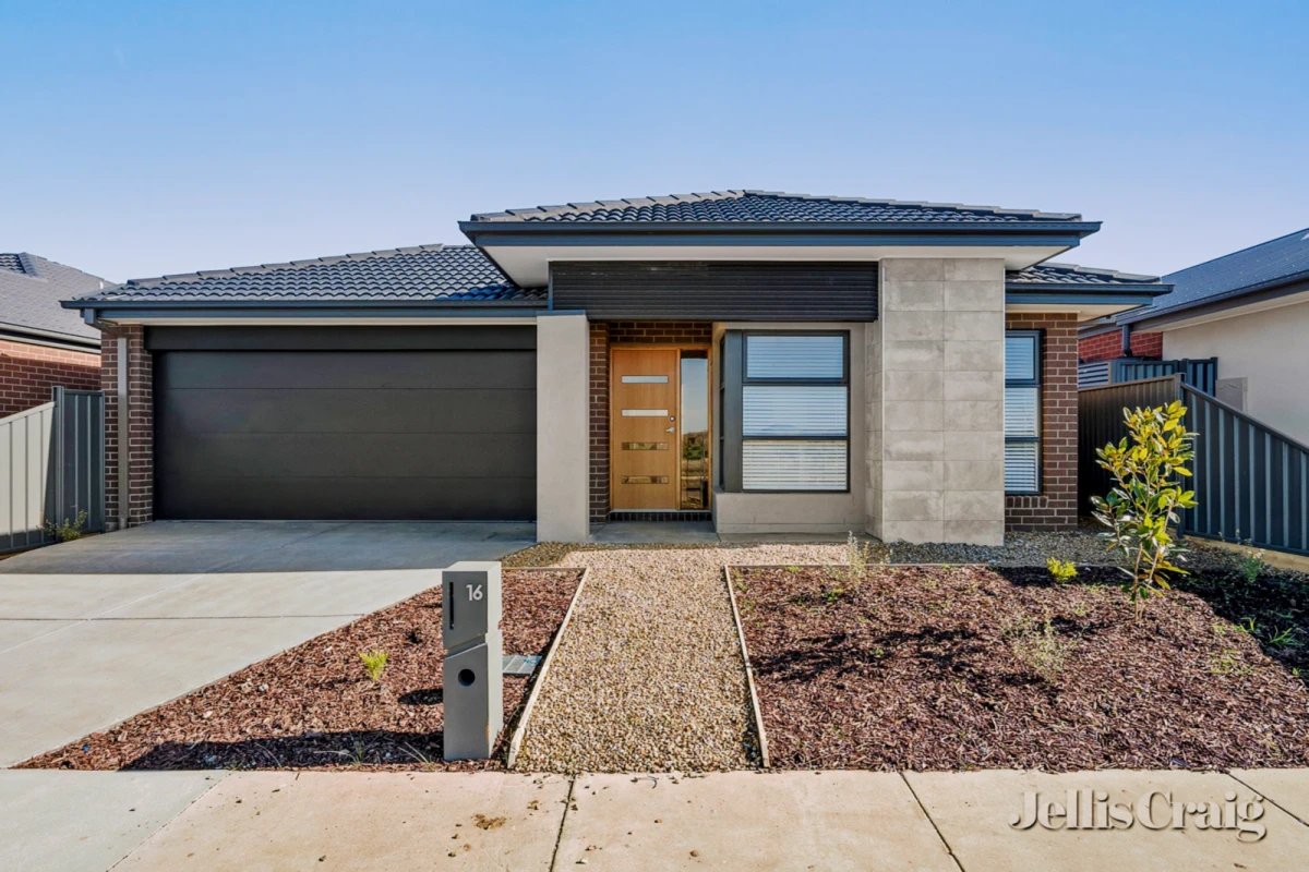 16 Goldfinch Road, Winter Valley 0