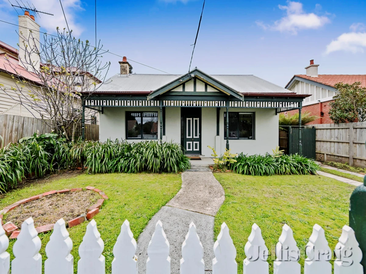 16 Perth Street, Murrumbeena 0