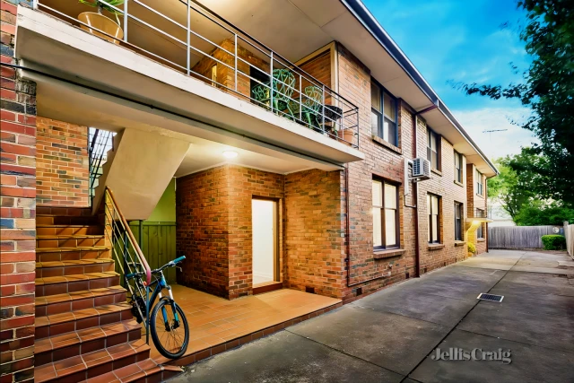 6/1378 Dandenong Road, Hughesdale