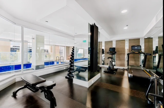 CBD Modern 2BR/ Free Parking 2