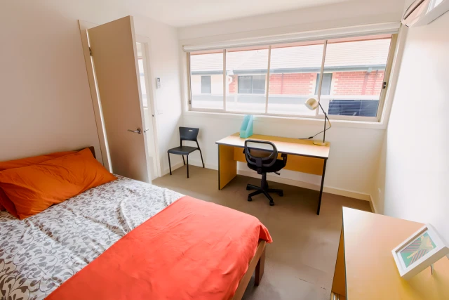 1023 Dandenong Road 1