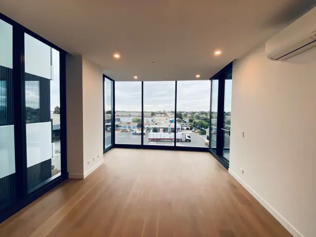 2.2B/20 Lomandra Drive,Clayton South,Victoria 3169 4
