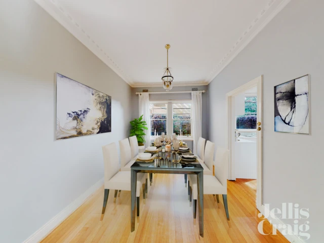 24 Corsewall Close, Hawthorn 3