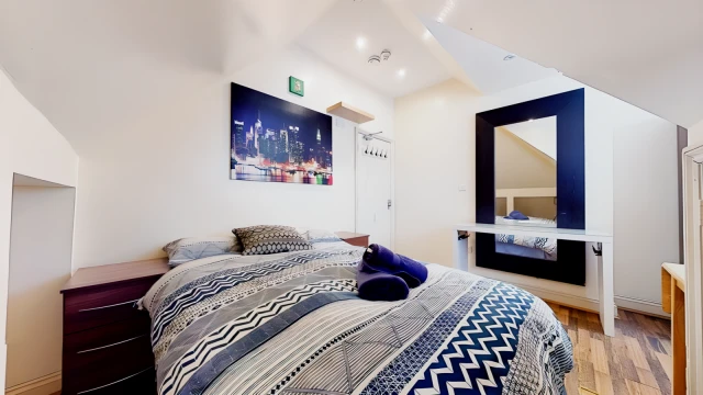 Chatsworth Road 12883# 1