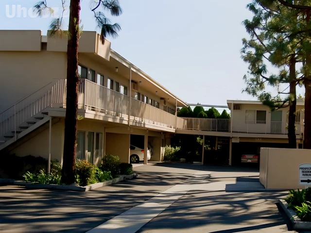 Pinecrest Apartments 1