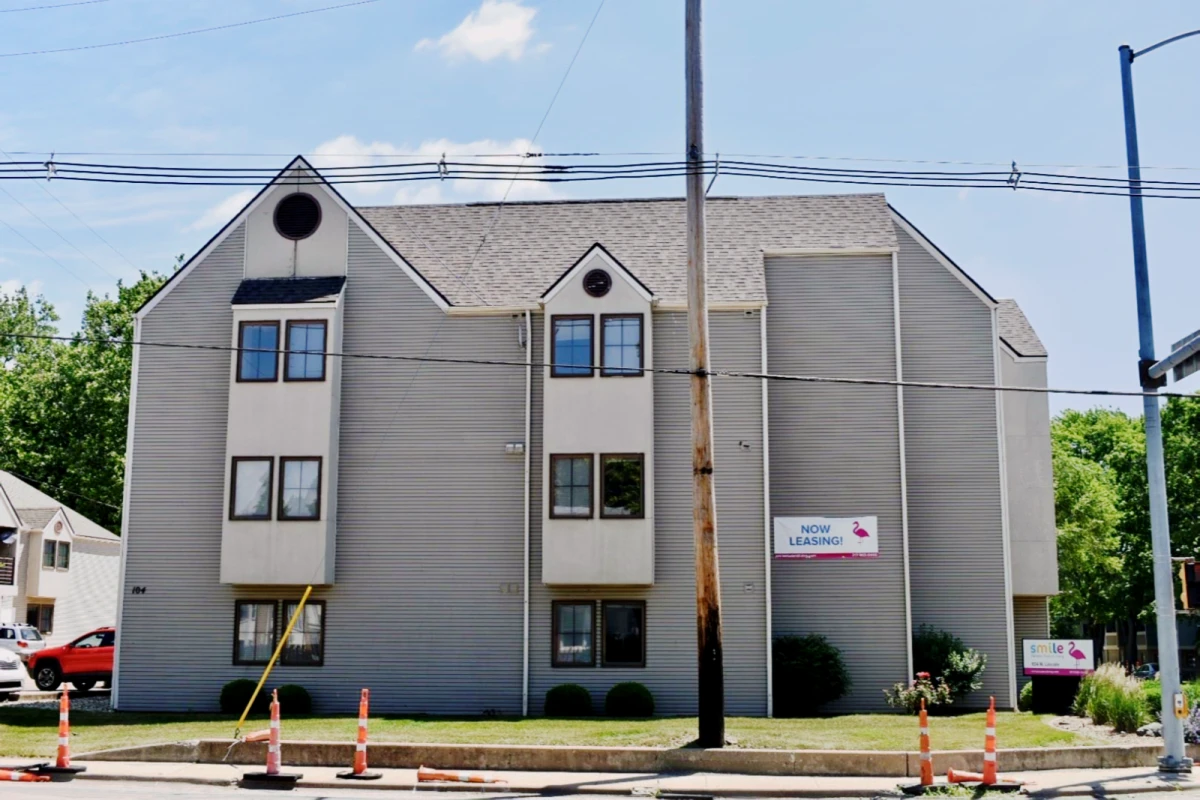 104 N Lincoln Ave, Urbana, IL 61801 0