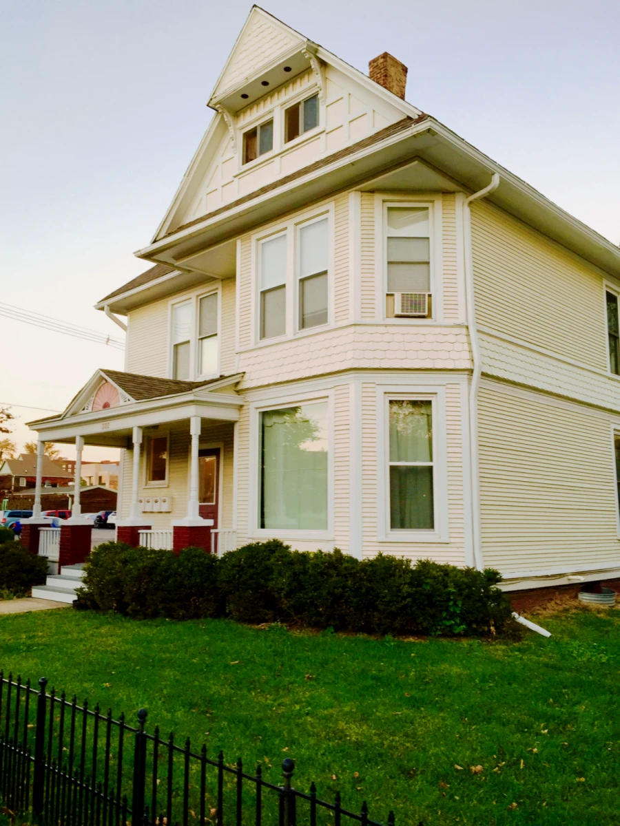 302 S. State St Champaign IL 0