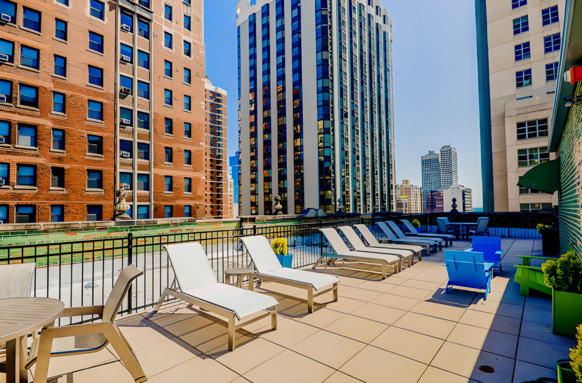 1036 N. DEARBORN 0