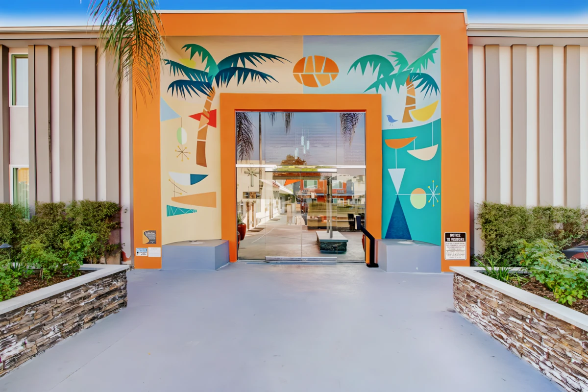 Twin Palms 0