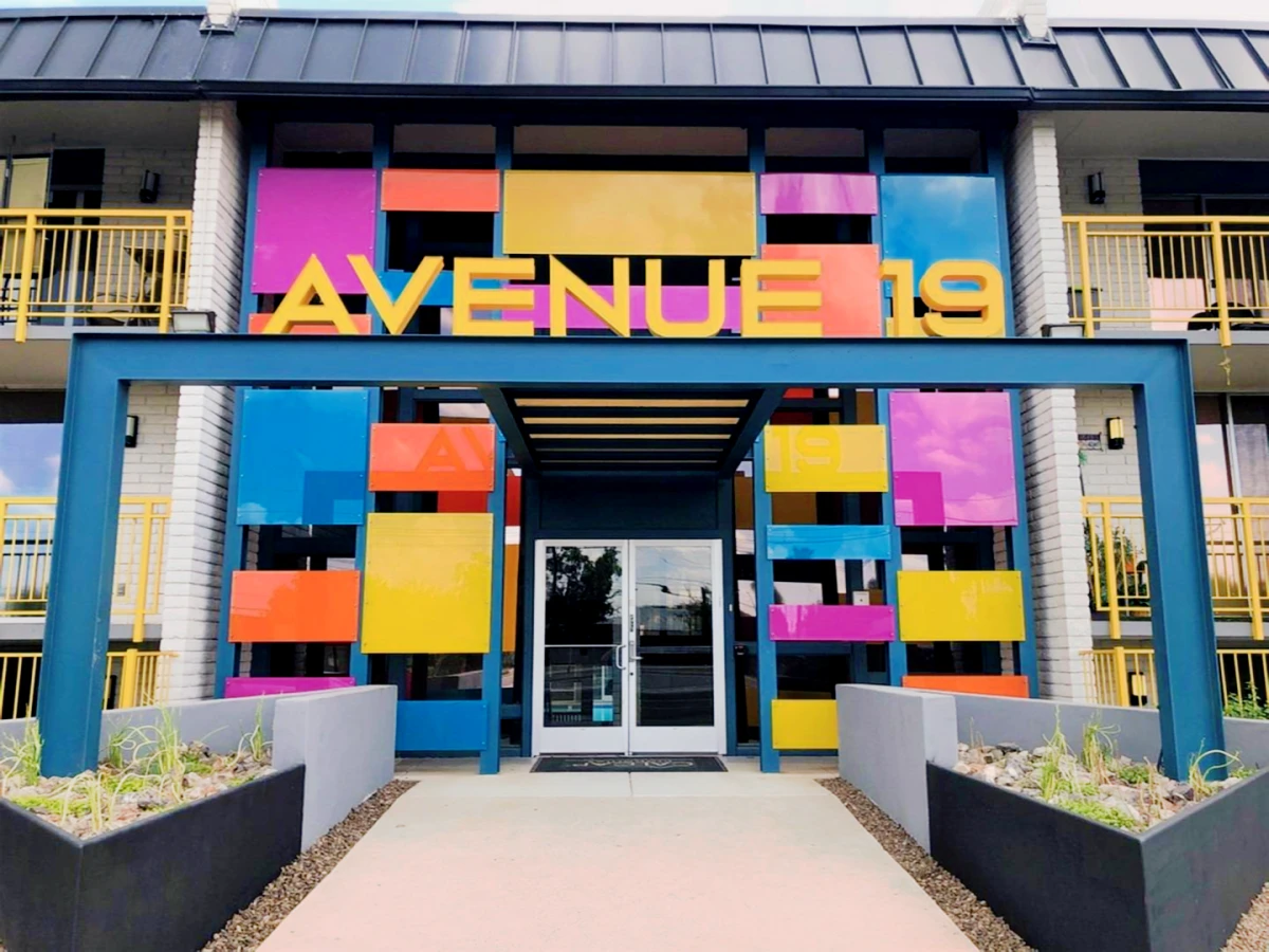 Avenue 19 Apartments 0
