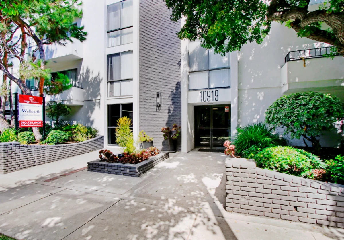 Wellworth Apartments 0