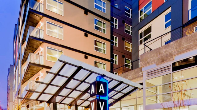 AVA Queen Anne 3