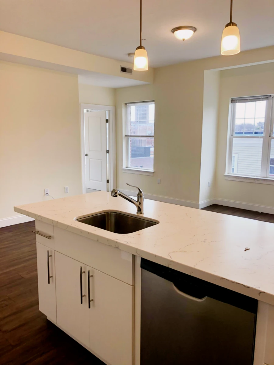 81 Amory St. 0