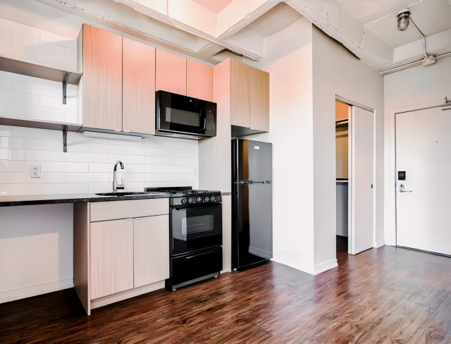 The Maynard at 1325 West Wilson 1