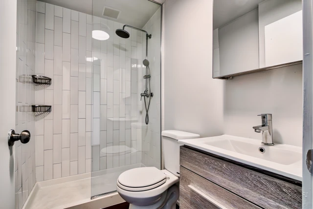 The Maynard at 1325 West Wilson 3