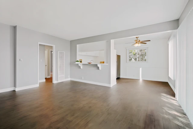 Overland Avenue Apartments 3