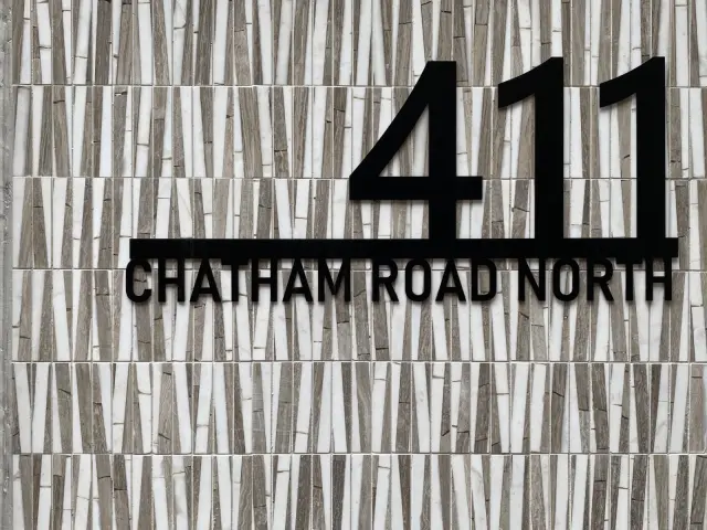 411 Chatham Rd N 3