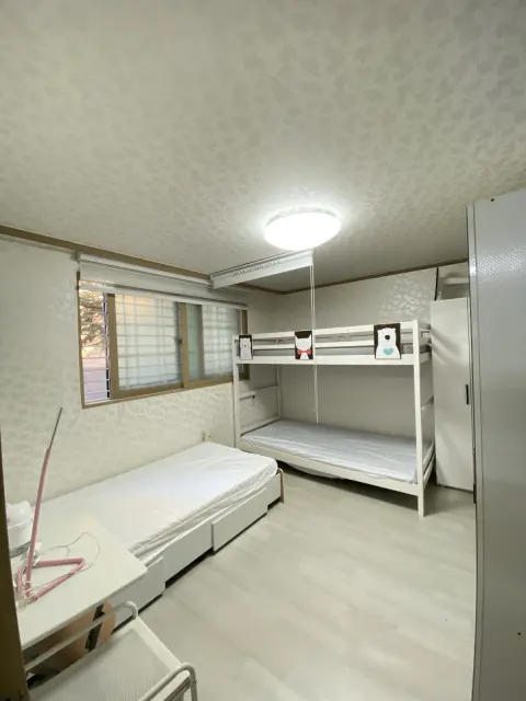Hanyang University boutique shared room (for girls only) 1