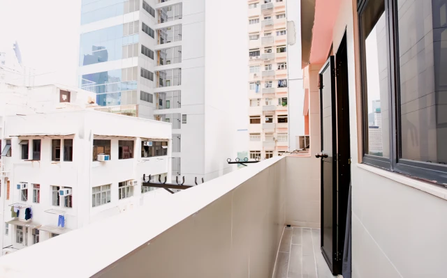 【Z】Tin Hau: 1 Bedroom (E) + Rooftop & Balcony 2