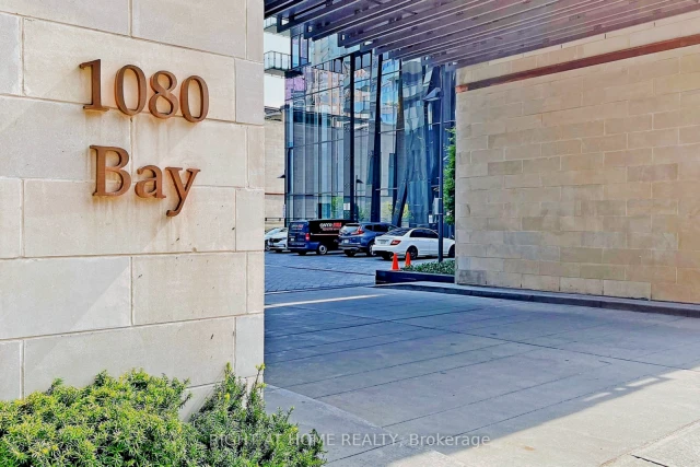 3002 - 1080 Bay St 3