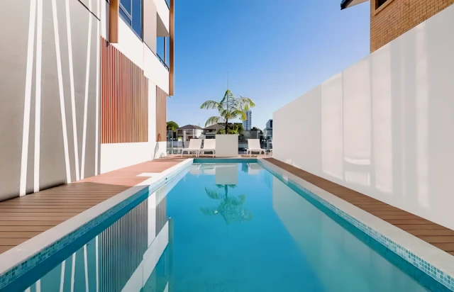 Brand New Cozy 1BR Apartment, Business, NBN, GYM 1