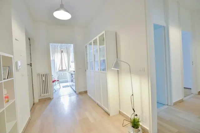 apartment near Via San Francesco da Paola 0