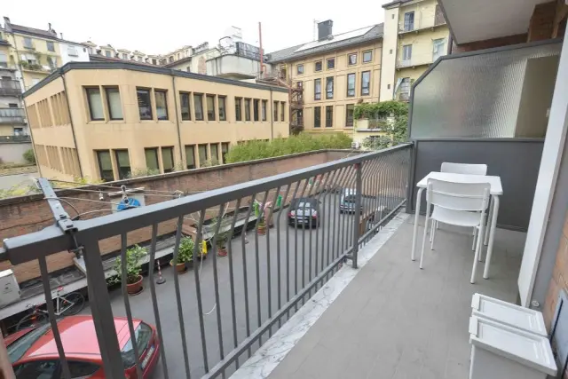 apartment near Via San Francesco da Paola 1