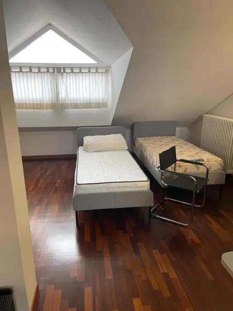 casa a schiera con giardino indipendente