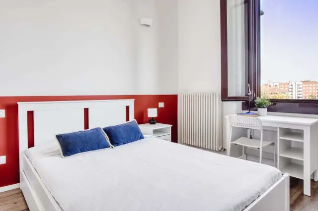 Grande appartamento a Milano, via Pezzotti - Bocconi - IED 1