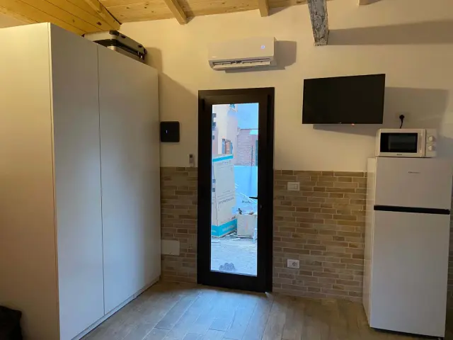 Appartamento in Via Lemonia B32 4