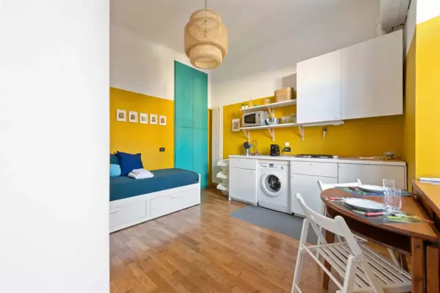 Apartment in Via Cerano 15 2