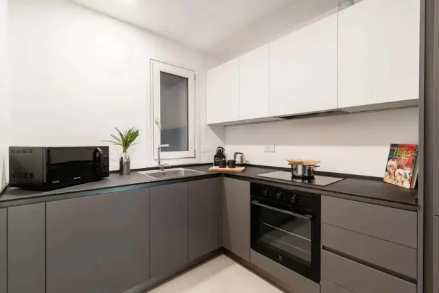 Apartment in Piazza Giovanni Amendola 1