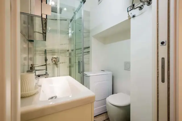 Wonderful studio in P. romana (10 mins from Duomo) 3